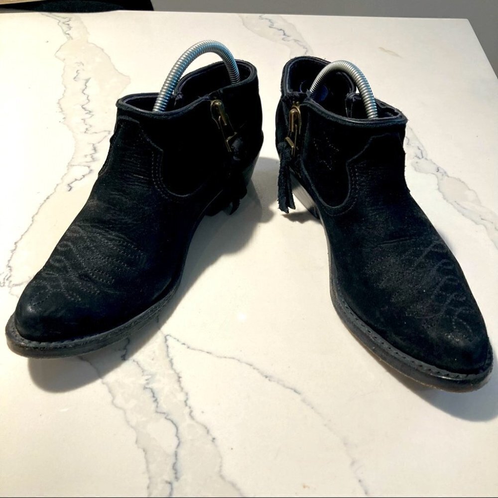 ANINE BING Sz 37 Western Style Suede Stitches Toe Cap Booties
